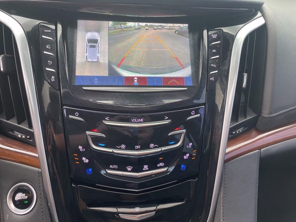 2020 Radiant Silver Metallic Cadillac Escalade Premium Luxury 4X4 SUV