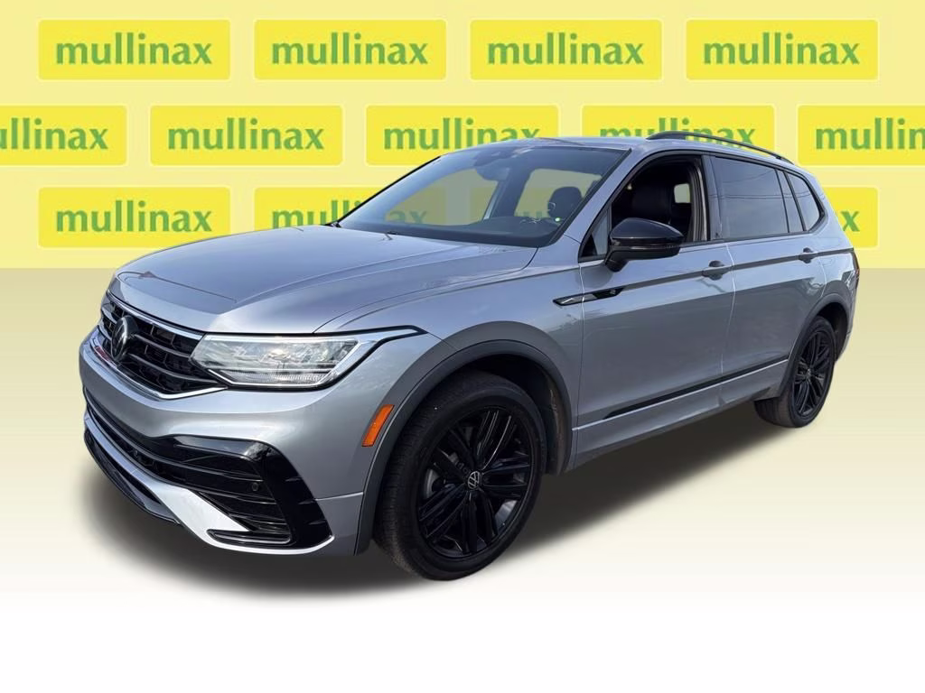 2022 Pyrite Silver Metallic Volkswagen Tiguan 2.0T SE R-Line Black FWD SUV