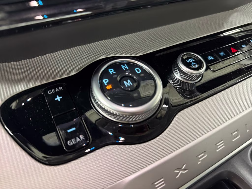 2026 STAR WHITE Ford Expedition Max Active RWD SUV