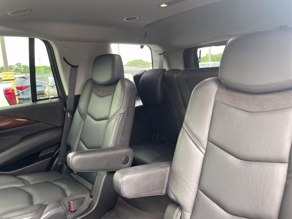 2020 Radiant Silver Metallic Cadillac Escalade Premium Luxury 4X4 SUV