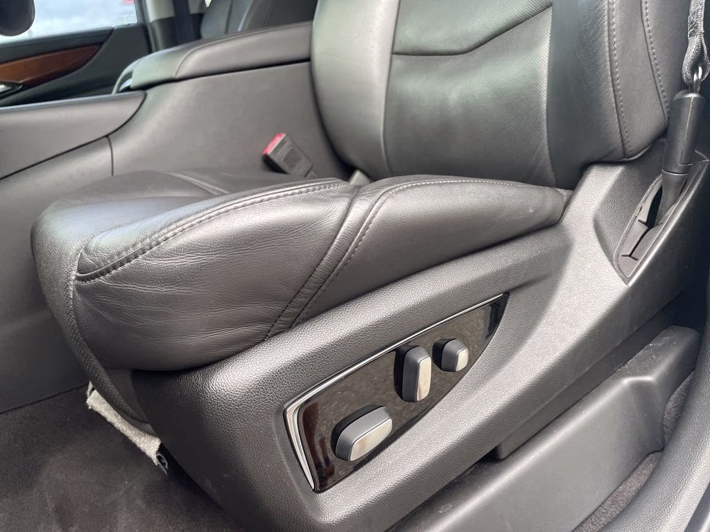 2020 Radiant Silver Metallic Cadillac Escalade Premium Luxury 4X4 SUV
