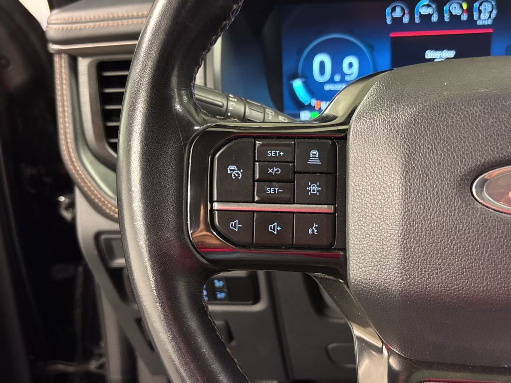 2023 Black Metallic Ford Expedition Max Platinum RWD SUV