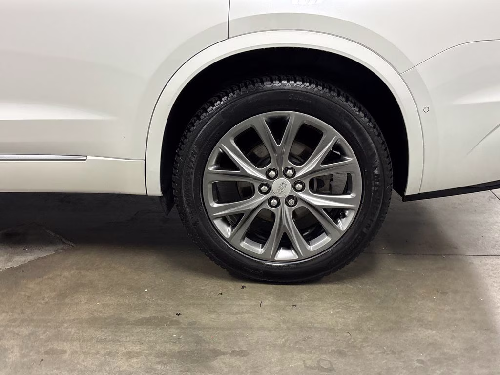 2020 Crystal White Tricoat Cadillac XT6 Sport AWD SUV