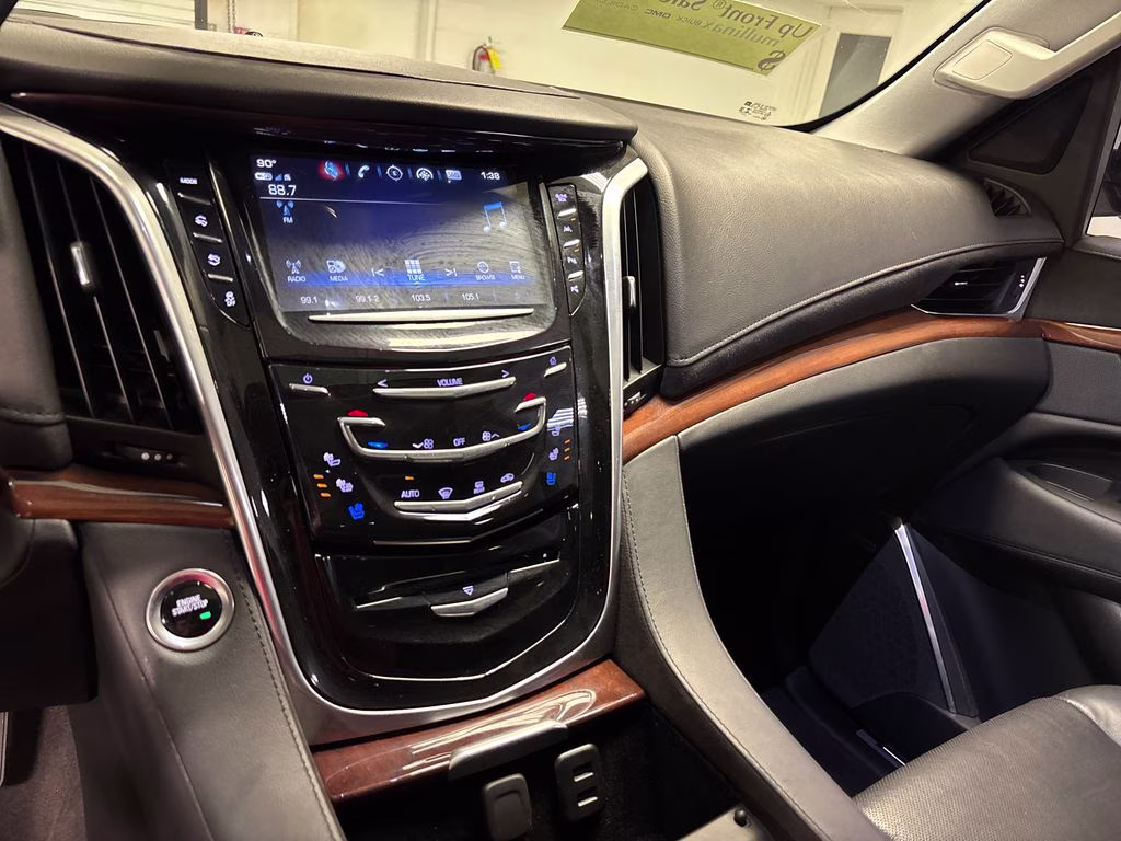 2020 Radiant Silver Metallic Cadillac Escalade Premium Luxury 4X4 SUV