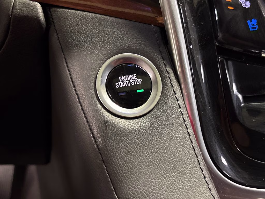 2020 Radiant Silver Metallic Cadillac Escalade Premium Luxury 4X4 SUV