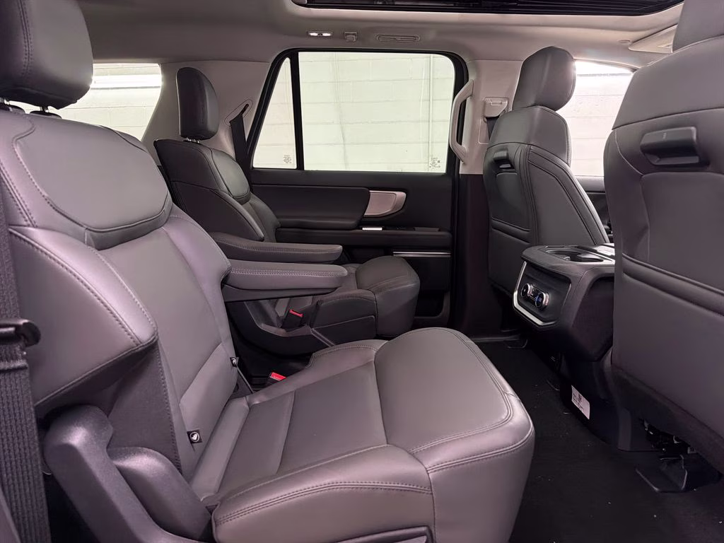 2026 STAR WHITE Ford Expedition Max Active RWD SUV