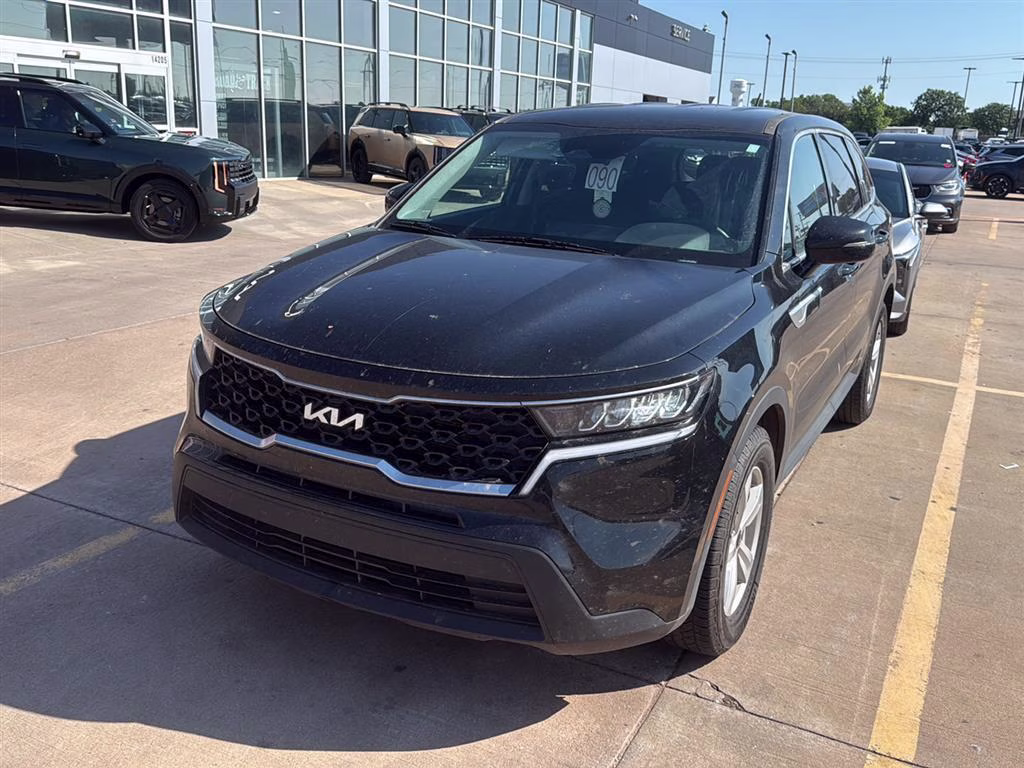 2022 Ebony Black Kia Sorento LX FWD SUV