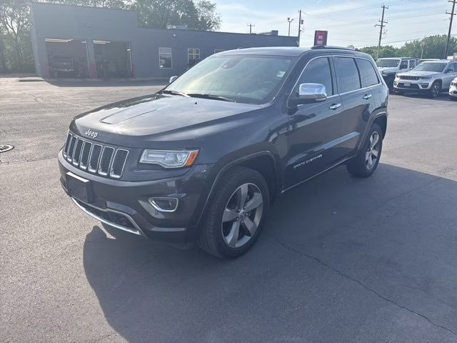 2015 Brilliant Black Crystal Pearlcoat Jeep Grand Cherokee Overland 4X4 SUV