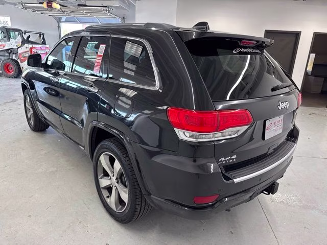 2015 Brilliant Black Crystal Pearlcoat Jeep Grand Cherokee Overland 4X4 SUV