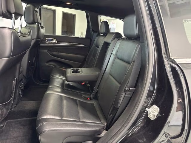 2015 Brilliant Black Crystal Pearlcoat Jeep Grand Cherokee Overland 4X4 SUV