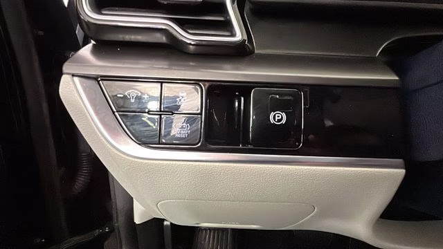 2023 Fusion Black Kia Sportage Hybrid EX AWD SUV