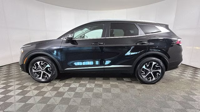 2023 Fusion Black Kia Sportage Hybrid EX AWD SUV