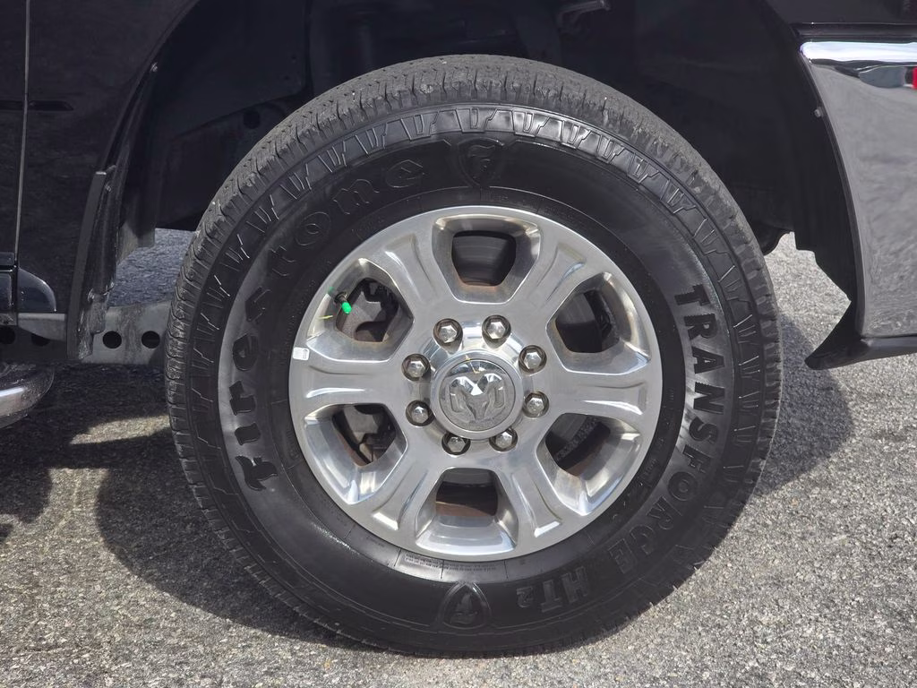 2025 Diamond Black Crystal Pearlcoat Ram 2500 Big Horn 4X4 Truck