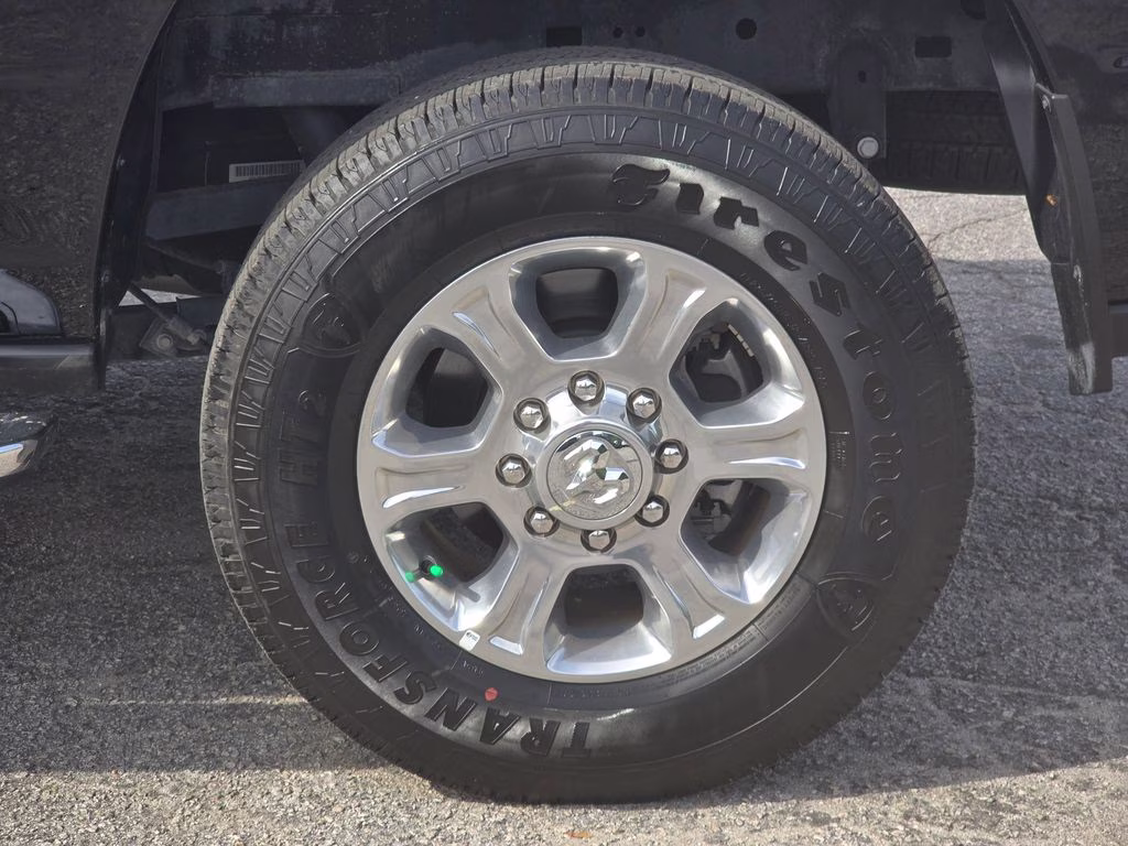 2025 Diamond Black Crystal Pearlcoat Ram 2500 Big Horn 4X4 Truck