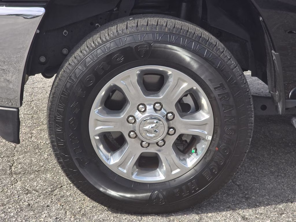2025 Diamond Black Crystal Pearlcoat Ram 2500 Big Horn 4X4 Truck