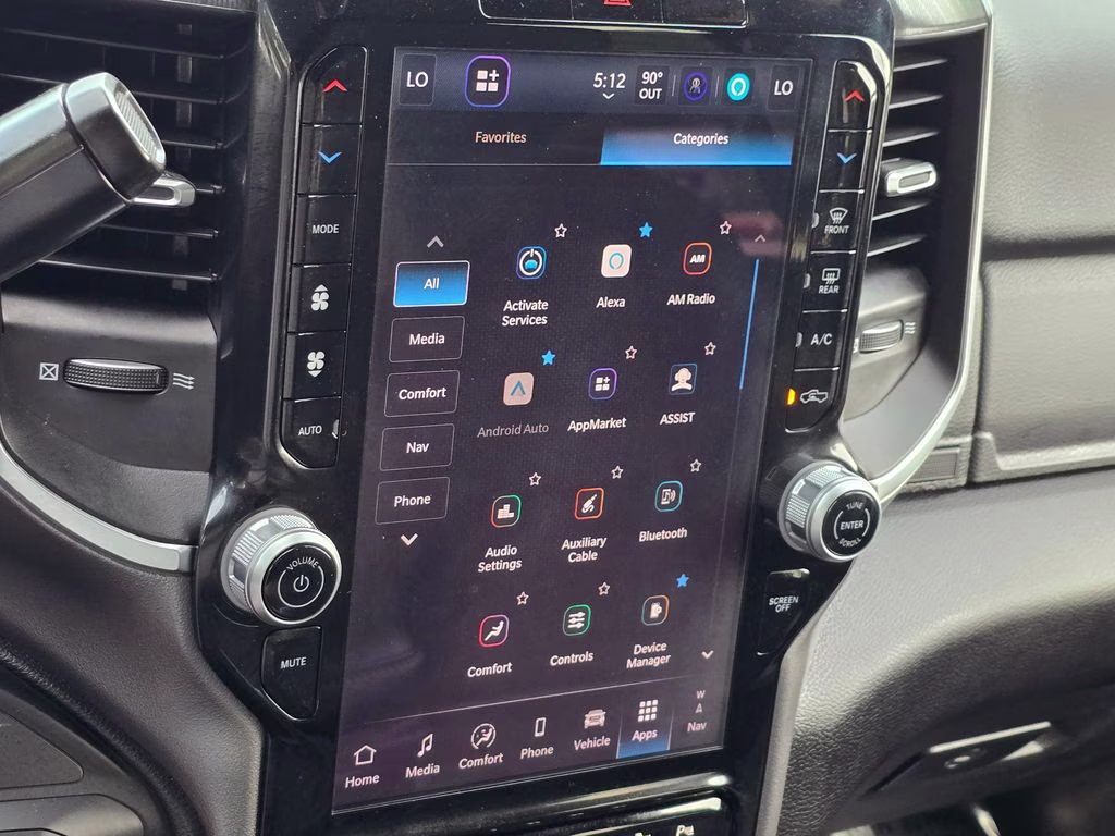 2025 Diamond Black Crystal Pearlcoat Ram 2500 Big Horn 4X4 Truck