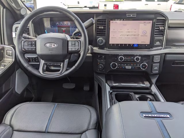 2026 Star White Metallic Tri-Coat Ford Super Duty F-250 SRW Platinum 4X4 Truck