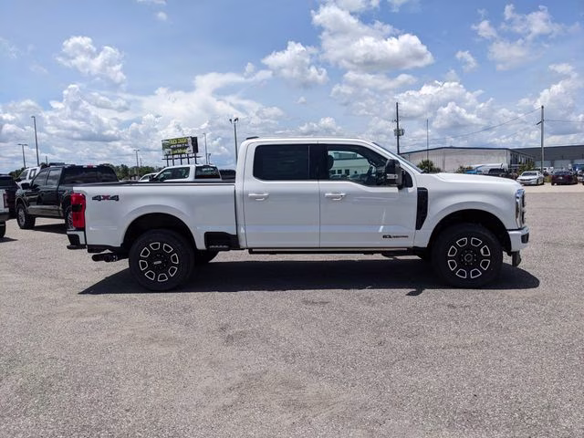 2026 Star White Metallic Tri-Coat Ford Super Duty F-250 SRW Platinum 4X4 Truck