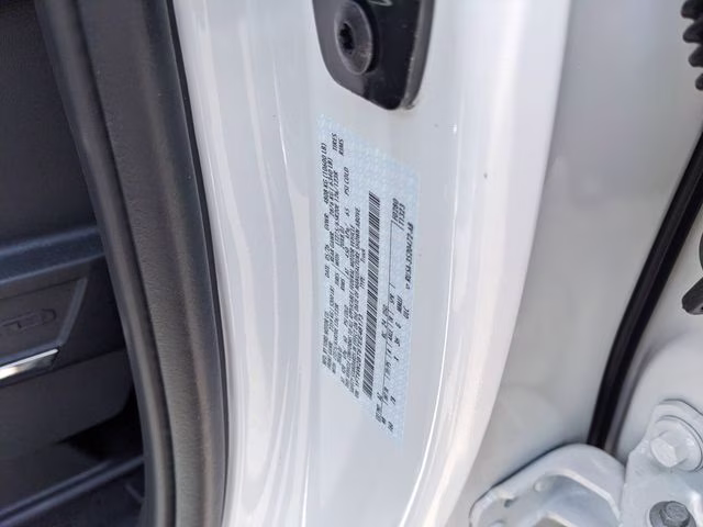 2026 Star White Metallic Tri-Coat Ford Super Duty F-250 SRW Platinum 4X4 Truck