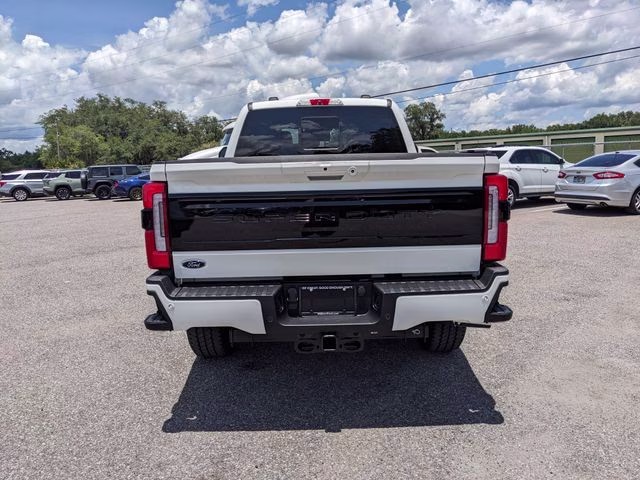 2026 Star White Metallic Tri-Coat Ford Super Duty F-250 SRW Platinum 4X4 Truck