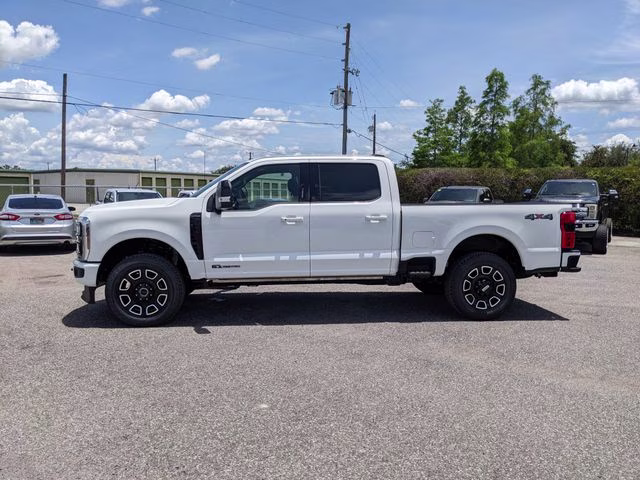 2026 Star White Metallic Tri-Coat Ford Super Duty F-250 SRW Platinum 4X4 Truck