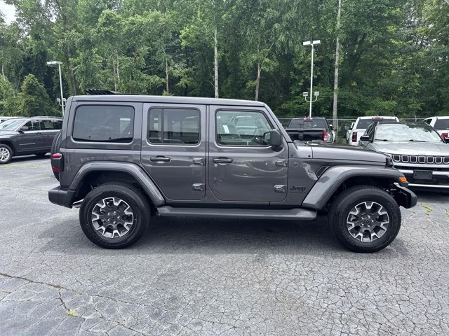 2026 Granite Crystal Metallic Clearcoat Jeep Wrangler Sahara 4X4 Convertible
