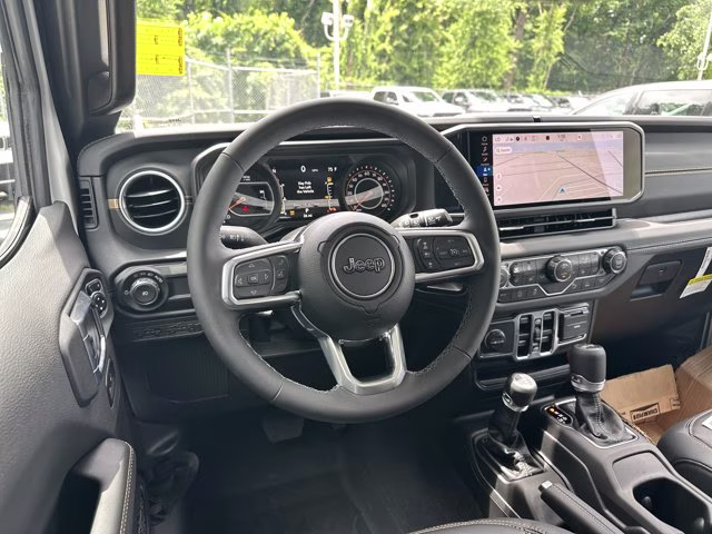 2026 Bright White Clearcoat Jeep Wrangler Sahara 4X4 Convertible