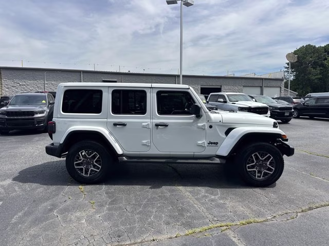 2026 Bright White Clearcoat Jeep Wrangler Sahara 4X4 Convertible