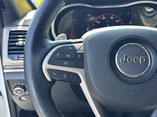 2015 Bright White Clearcoat Jeep Grand Cherokee Overland 4X4 SUV