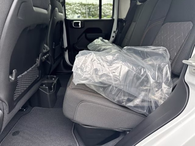 2026 Bright White Clearcoat Jeep Gladiator Mojave 4X4 Truck