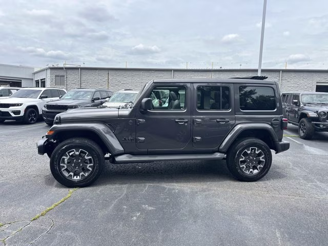 2026 Granite Crystal Metallic Clearcoat Jeep Wrangler Sahara 4X4 Convertible