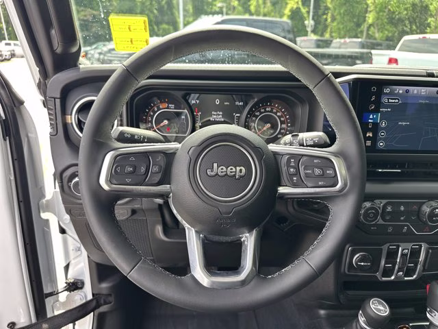 2026 Bright White Clearcoat Jeep Wrangler Sahara 4X4 Convertible