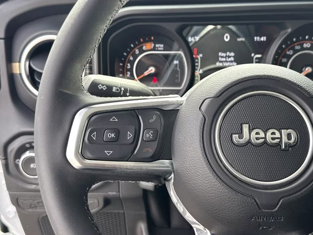 2026 Bright White Clearcoat Jeep Wrangler Sahara 4X4 Convertible