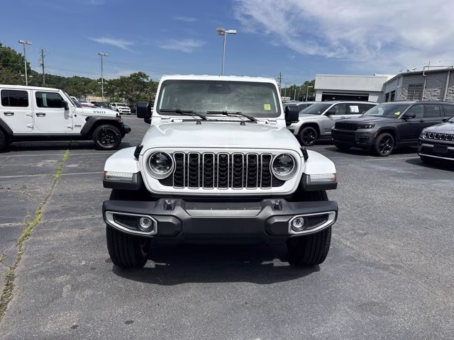 2026 Bright White Clearcoat Jeep Wrangler Sahara 4X4 Convertible