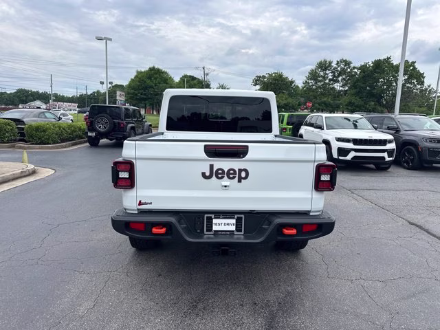 2026 Bright White Clearcoat Jeep Gladiator Mojave 4X4 Truck
