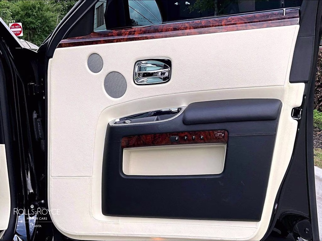2013 Black Rolls-Royce Ghost Feature Selection 1 Package RWD Sedan