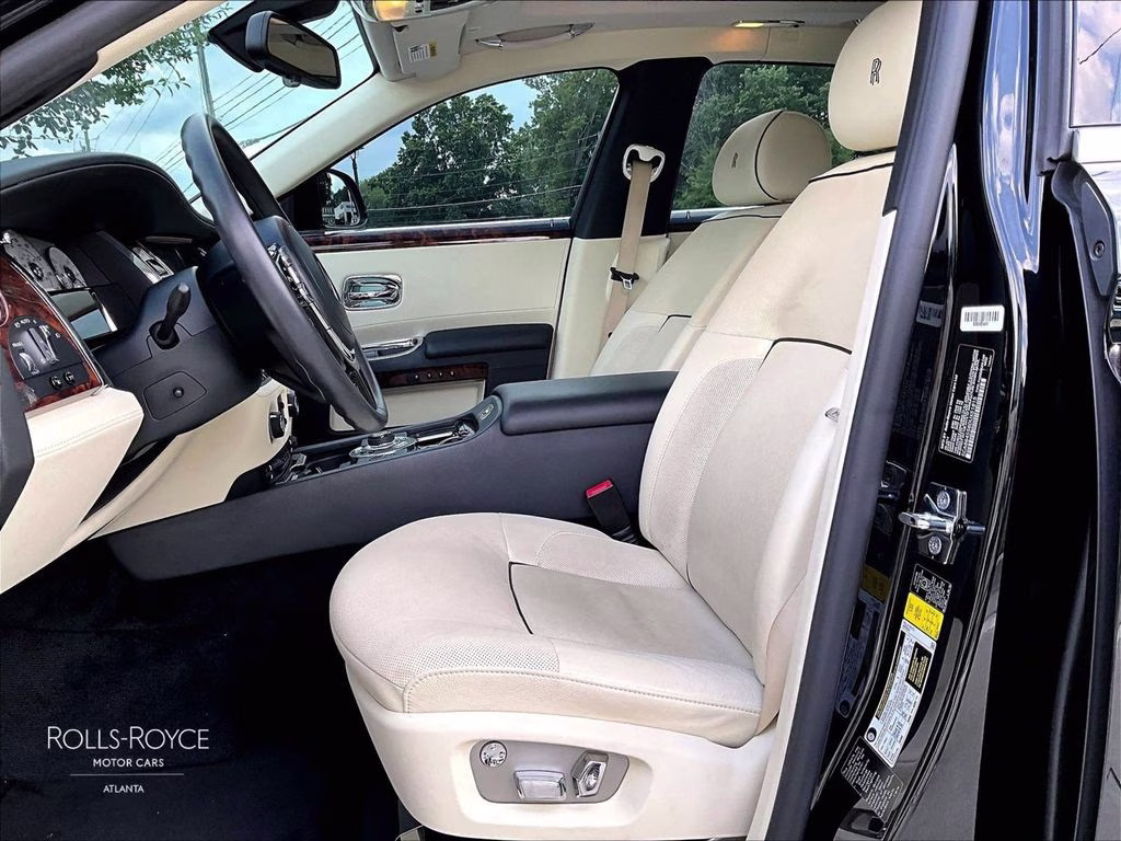2013 Black Rolls-Royce Ghost Feature Selection 1 Package RWD Sedan