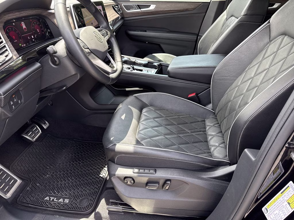 2024 Deep Black Volkswagen Atlas 2.0T SEL Premium R-Line AWD SUV