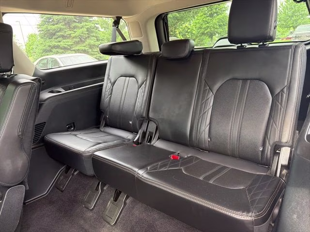 2021 Agate Black Metallic Ford Expedition Max Platinum 4X4 SUV