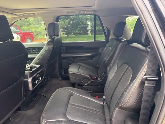 2021 Agate Black Metallic Ford Expedition Max Platinum 4X4 SUV