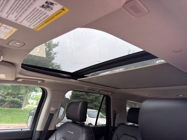 2021 Agate Black Metallic Ford Expedition Max Platinum 4X4 SUV