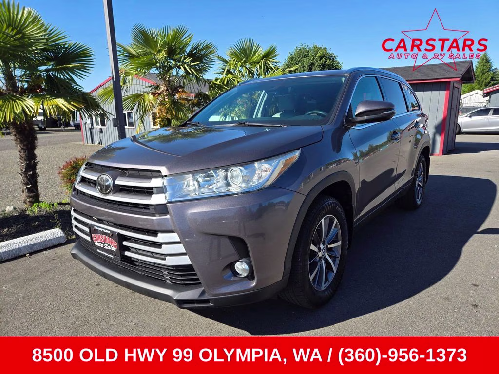 2019 Predawn Gray Mica Toyota Highlander XLE AWD SUV