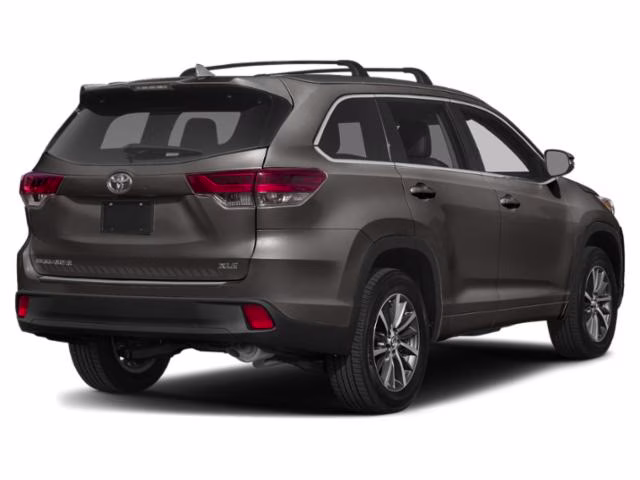 2019 Predawn Gray Mica Toyota Highlander XLE AWD SUV