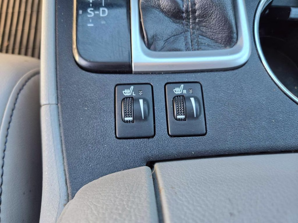 2019 Predawn Gray Mica Toyota Highlander XLE AWD SUV
