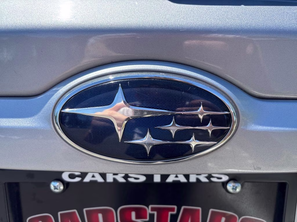 2015 Ice Silver Metallic Subaru XV Crosstrek 2.0i Premium AWD SUV