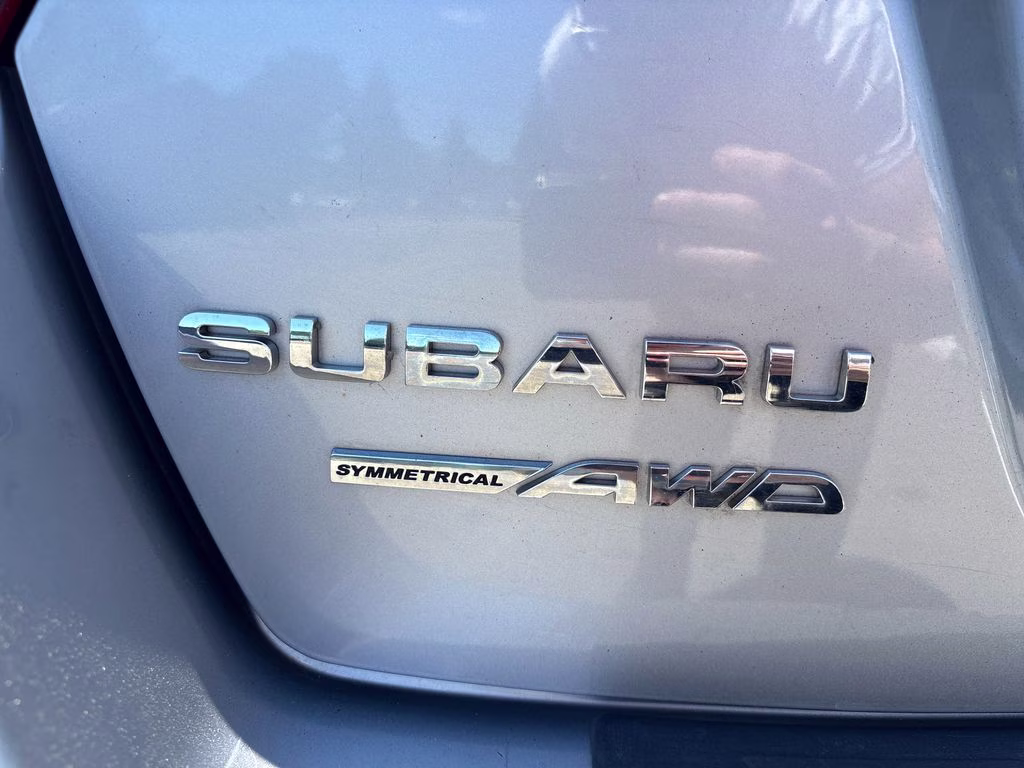 2015 Ice Silver Metallic Subaru XV Crosstrek 2.0i Premium AWD SUV