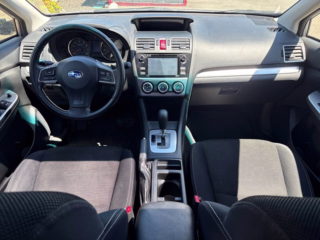 2015 Ice Silver Metallic Subaru XV Crosstrek 2.0i Premium AWD SUV