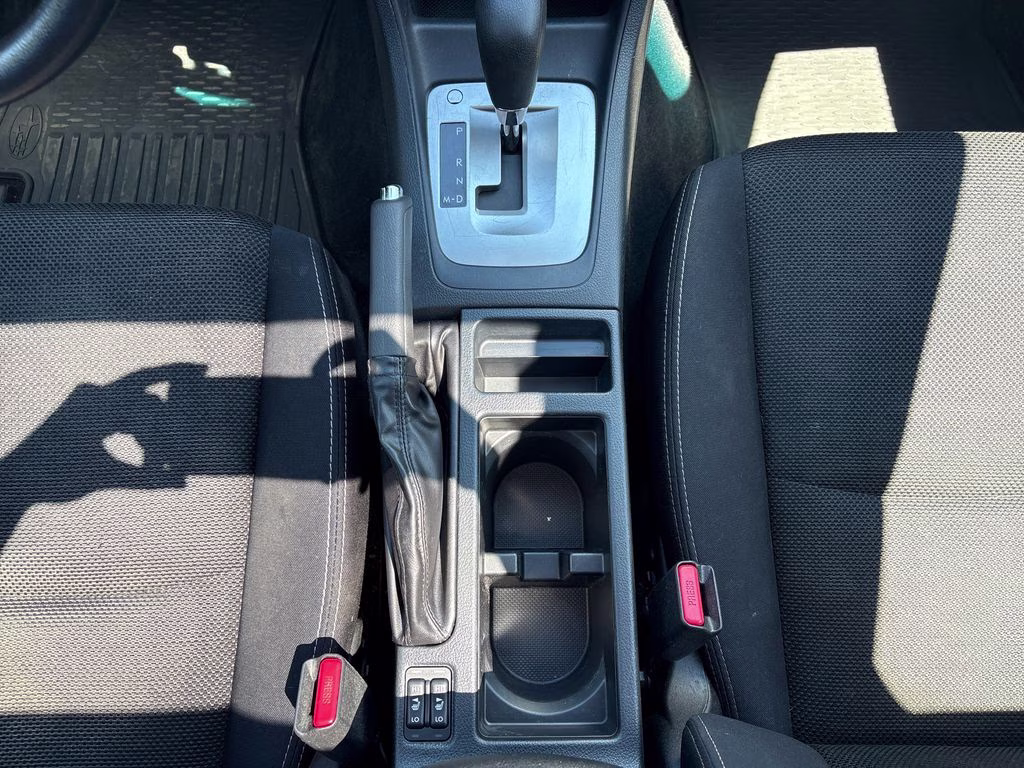 2015 Ice Silver Metallic Subaru XV Crosstrek 2.0i Premium AWD SUV