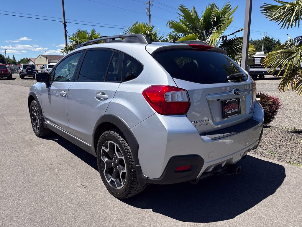 2015 Ice Silver Metallic Subaru XV Crosstrek 2.0i Premium AWD SUV