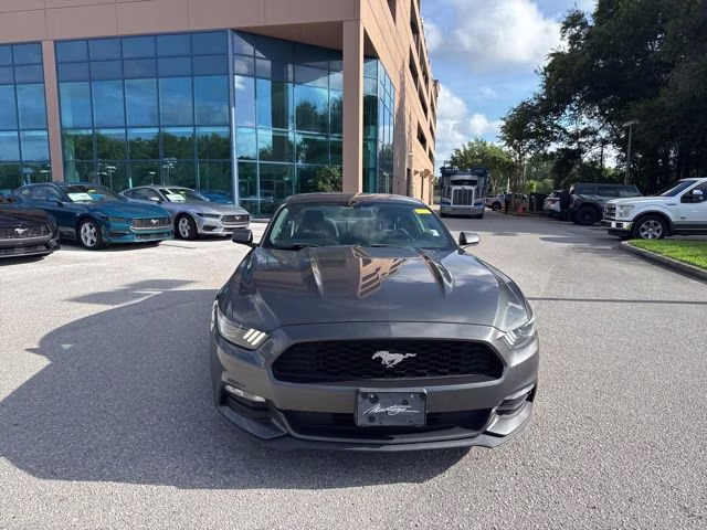 2017 Magnetic Metallic Ford Mustang V6 RWD Coupe